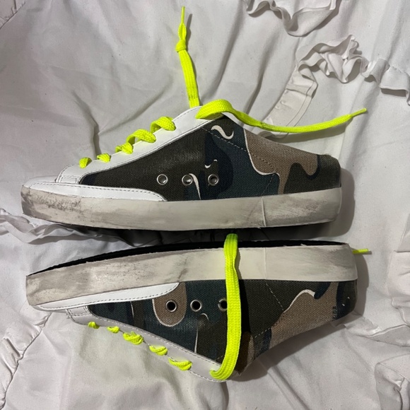 Golden Goose camo with neon laces - Picture 5 of 6